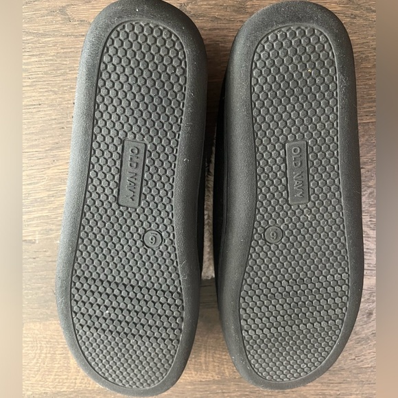 Old Navy Slippers - Picture 2 of 2